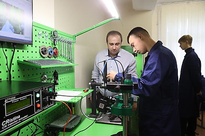 Вузы Беларуси: БГЭУ и БарГУ