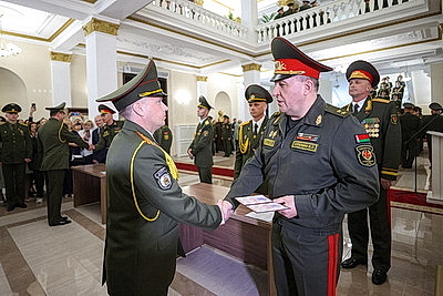 Хренин: созданный в Беларуси цикл военного образования ценится и нашими зарубежными друзьями