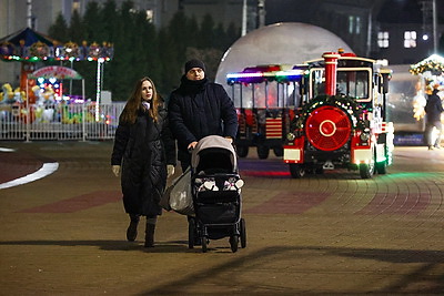 Предновогодние ярмарки работают в Бресте