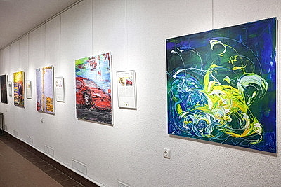 Инклюзивная выставка \"Краски говорят\" открылась в Минске