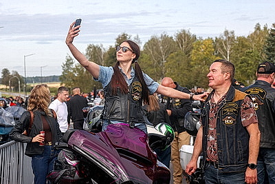 Мотопарад H.O.G. Rally Minsk стартовал от Кургана Славы в праздничный Минск