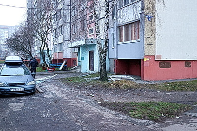 Спасатели работают на месте взрыва газа в Гомеле