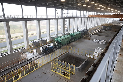 Трудоемкий и масштабный процесс. Какой путь проходит стеклобой до превращения в тару