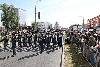 Парад Победы и шествие \"Беларусь помнит\". Брест отмечает 9 Мая