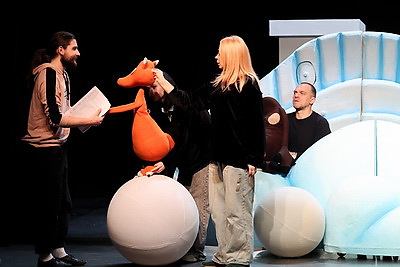 \"Здесь верят в чудо\": как театры Могилева создают новогоднюю сказку