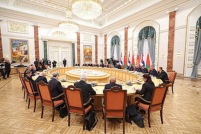 Встреча президентов Беларуси и Кубы проходит во Дворце Независимости