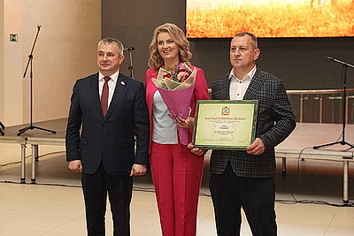 На празднике в Гомеле чествовали многодетные семьи области