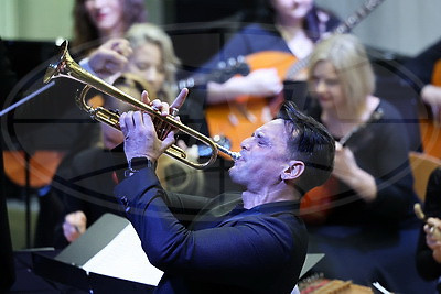 \"Золотой шлягер-2025\". Концерт-урок итальянского певца Риккардо Форези прошел в Могилеве