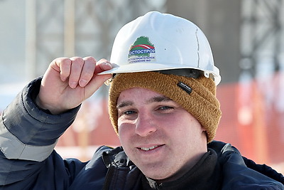Реконструкция моста \"Юбилейный\" идет в Витебске