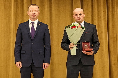 \"Коллективы АПК способны решать любые задачи даже в непростых условиях\". Назаров о заслугах сельхозпроизводителей