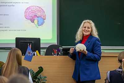 В школах Беларуси подходит к завершению первая учебная четверть