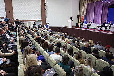 Книгу \"Наш Президент\" презентовали в Шклове