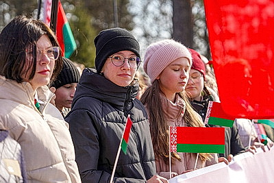 \"Наша святая обязанность - помнить\". В Борках прошел митинг-реквием в память о сожженных деревнях