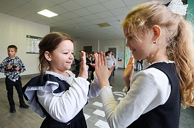 В школах Беларуси подходит к завершению первая учебная четверть