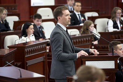 В Минске проходит первое заседание Молодежного совета при Палате представителей