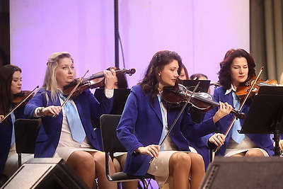 Прекрасный вокал и чарующие звуки оркестра: в Бресте проходит фестиваль \"Таленты Беларусі - будучыня краіны\"