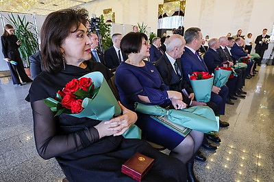 Признание заслуг и преданность делу. В Минске вручили госнаграды представителям различных сфер