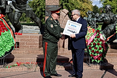 Автопарк Госпогранкомитета пополнили пять новых грузовых автомобилей