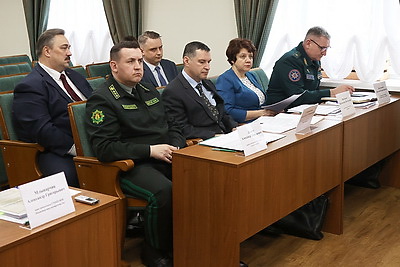 Сивак: важно, чтобы к наведению порядка на земле в Год благоустройства подключились жители всей страны