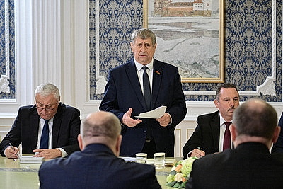 Лукашенко собрал совещание по развитию районов Припятского Полесья