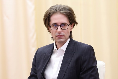 Медаль Героя Советского Союза Василия Козлова передали музею школы №122 в Минске