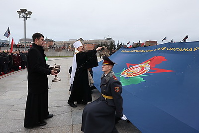 На площади Госфлага воспитанники военно-патриотических клубов принесли клятвы