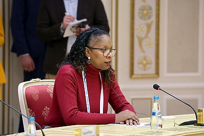 Лукашенко подтвердил делегации Панафриканского парламента готовность Беларуси сотрудничать с Африкой