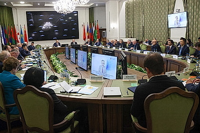 Вопросы современных макротрендов в развитии мировой науки обсудили на Совете МНАН