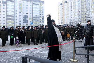 Хренин: в 2025 году будет построено и сдано более 700 арендных квартир для военнослужащих