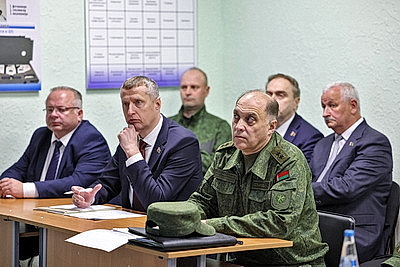 Лукашенко доложили о создании в Беларуси войск беспилотников