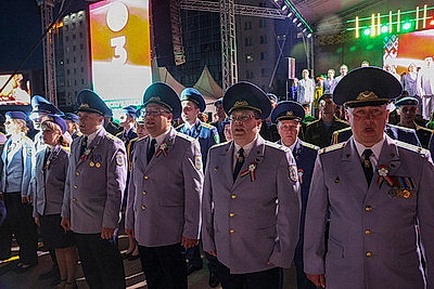 Праздничный концерт и акция \"Споем гимн вместе\" завершают празднование Дня Независимости в Витебске