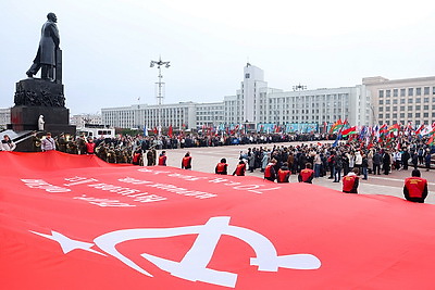 В Беларуси отметили День Октябрьской революции