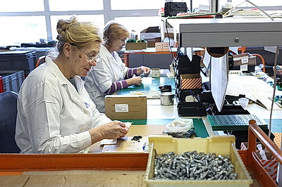 Лазаревич ознакомилась с производством вычислительной техники