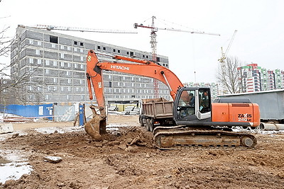 Субботин ознакомился с ходом строительства нового корпуса Витебской областной больницы