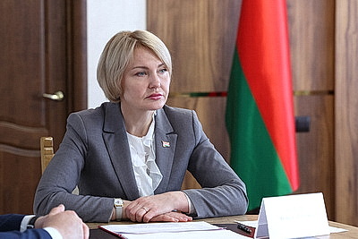 Чуприс провела личный прием граждан в Несвижском райисполкоме