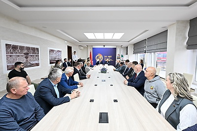 Лучшие работники спортивной отрасли отмечены наградами НОК и Минспорта