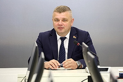 Нового руководителя представили коллективу Минпрома