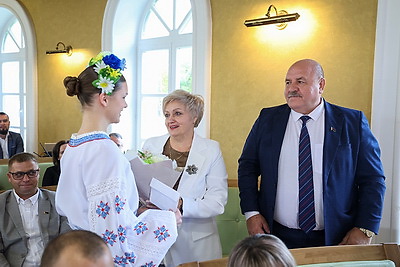 С семьи начинается Родина. Праздник на старте Недели родительской любви прошел в Гродненской области