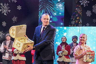 Главная новогодняя елка Могилевской области собрала самых талантливых детей региона