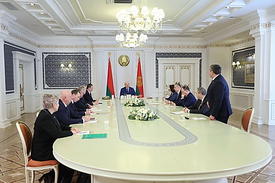Лукашенко рассмотрел кадровые вопросы