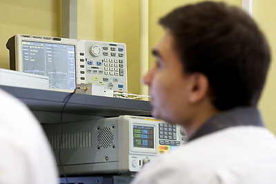 Последние разработки в области микроэлектроники представили в НАН Беларуси