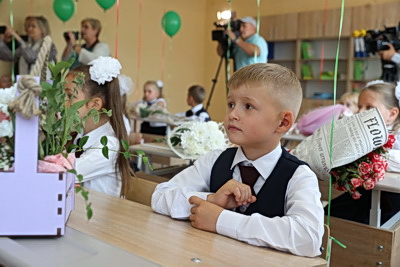 После реконструкции распахнула двери школа №1 в Лунинце