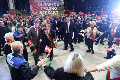 \"Разам працуем, разам спяваем!\": проект \"Марафона единства\" проходит в Гродно