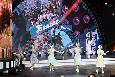Советское кино на сцене Дворца Республики. Гала-концерт \"Кинотеатр \"Александрия\" приехал в Минск