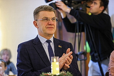 В Минске с наступающим Новым годом поздравили воспитанников детского дома № 7