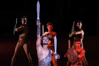 Балет \"Спартак\" к юбилею народного артиста Беларуси Антона Кравченко представили в Большом театре