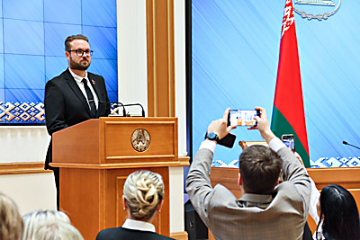 Они называют себя гвардией Президента Беларуси. Рассказываем о новых гостях Дворца Независимости