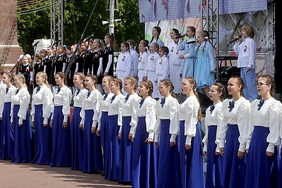 Праздничные концертные программы ко Дню Победы проходят в регионах