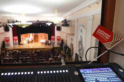 \"Талант и опыт в действии\". Артисты Купаловского театра дали мастер-класс на сцене Академии искусств
