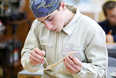 Социализация и адаптация особенных детей. Областная олимпиада по трудовому обучению проходит в Белыничах